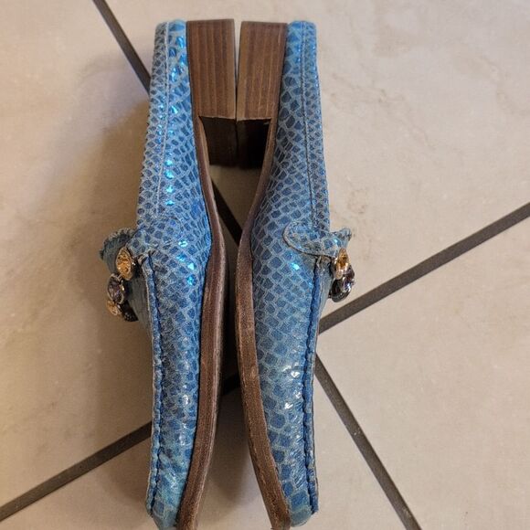 Stuart Weitzman Jeweled Blue Snakeskin Mules Open Back Slides Loafer Size 10 - Picture 5 of 10